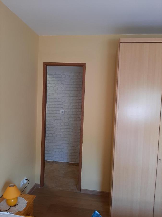 Der Kleine Bauernhof Keine Arbeiter Zadnych Pracownikow Apartment Lubiatow  Ngoại thất bức ảnh