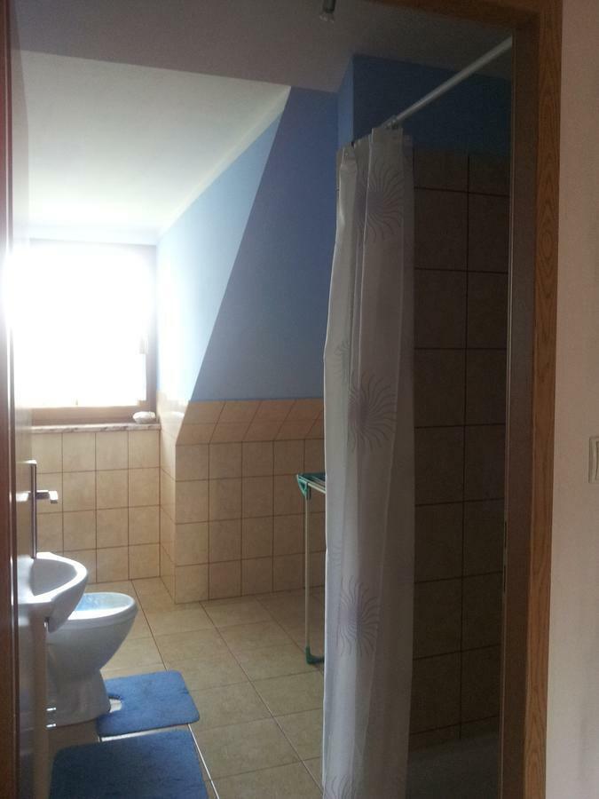 Der Kleine Bauernhof Keine Arbeiter Zadnych Pracownikow Apartment Lubiatow  Ngoại thất bức ảnh